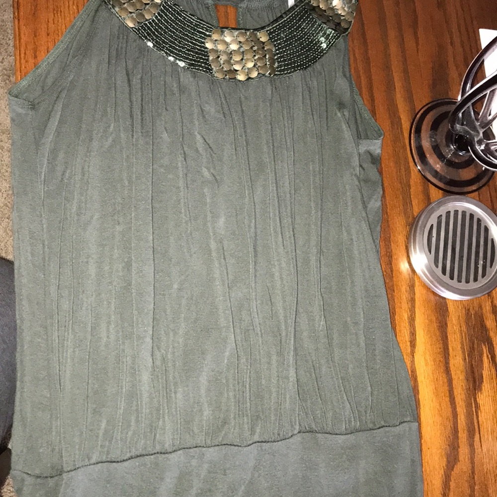 I.ner Sz S sleeveless olive green top